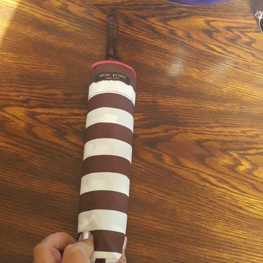 Henri Bendel striped umbrella